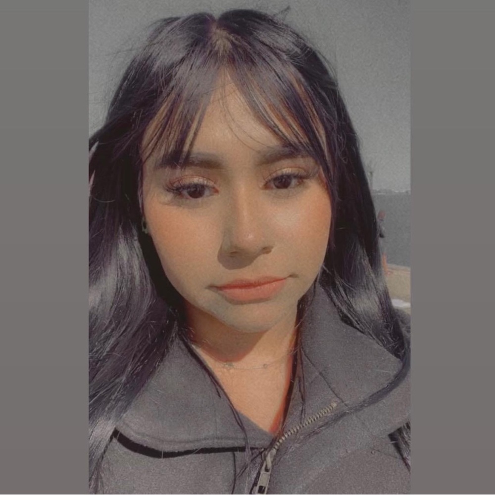 Meet your Posher, Alejandra